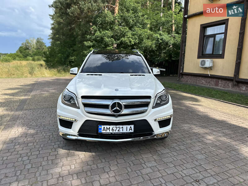 Позашляховик / Кросовер Mercedes-Benz GL-Class 2014 в Києві