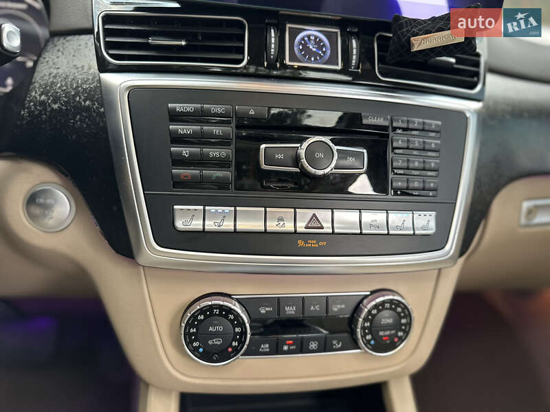 Позашляховик / Кросовер Mercedes-Benz GL-Class 2014 в Києві