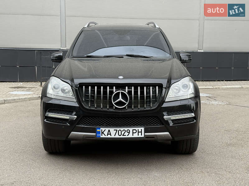 Внедорожник / Кроссовер Mercedes-Benz GL-Class 2011 в Киеве