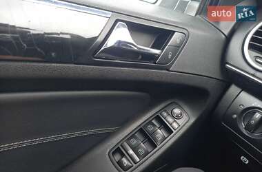 Внедорожник / Кроссовер Mercedes-Benz GL-Class 2012 в 