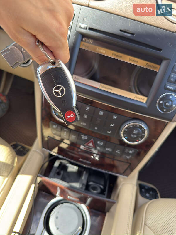 Позашляховик / Кросовер Mercedes-Benz GL-Class 2010 в Одесі