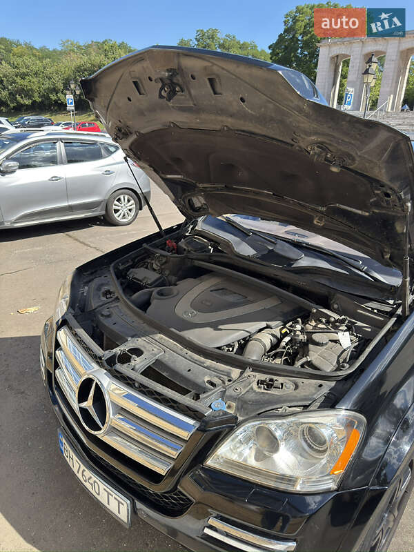 Позашляховик / Кросовер Mercedes-Benz GL-Class 2010 в Одесі
