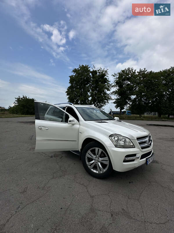 Позашляховик / Кросовер Mercedes-Benz GL-Class 2010 в Рівному