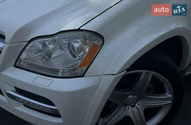 Mercedes-Benz GL-Class 2011