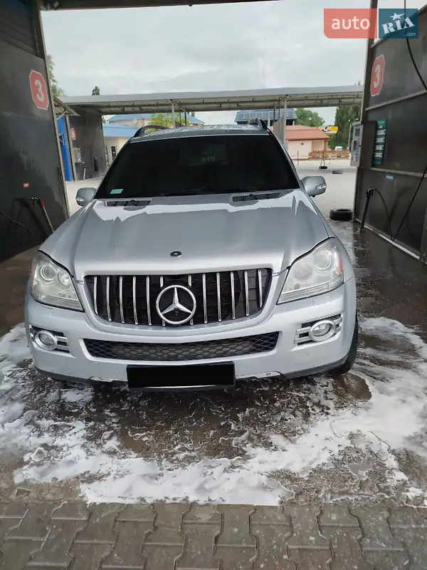 Mercedes-Benz GL-Class 2006