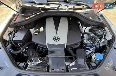 Внедорожник / Кроссовер Mercedes-Benz GL-Class 2013 в 