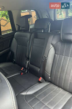 Внедорожник / Кроссовер Mercedes-Benz GL-Class 2015 в 
