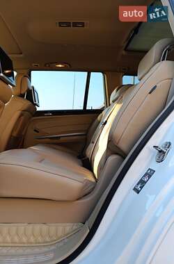 Внедорожник / Кроссовер Mercedes-Benz GL-Class 2010 в 