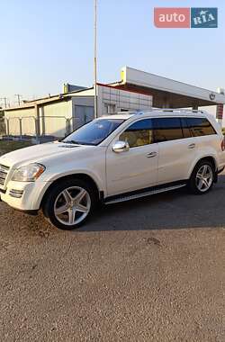 Mercedes-Benz GL-Class 2010