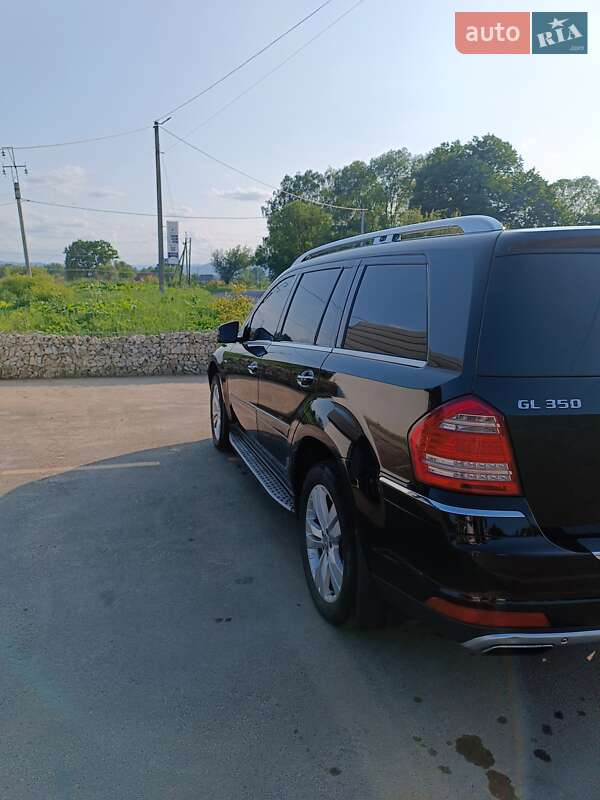Внедорожник / Кроссовер Mercedes-Benz GL-Class 2011 в Черновцах