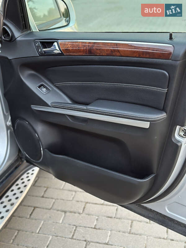 Внедорожник / Кроссовер Mercedes-Benz GL-Class 2006 в Ужгороде фото 22 Внедорожник / Кроссовер Mercedes-Benz GL-Class 2006 в Ужгороде