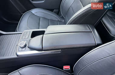Внедорожник / Кроссовер Mercedes-Benz GL-Class 2012 в 