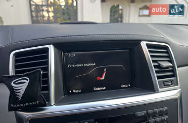 Внедорожник / Кроссовер Mercedes-Benz GL-Class 2012 в 