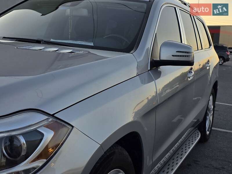 Позашляховик / Кросовер Mercedes-Benz GL-Class 2012 в Тернополі фото 19 Позашляховик / Кросовер Mercedes-Benz GL-Class 2012 в Тернополі