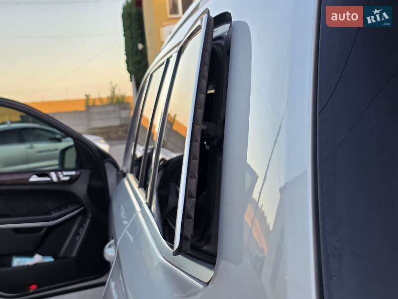 Позашляховик / Кросовер Mercedes-Benz GL-Class 2012 в Тернополі фото 26 Позашляховик / Кросовер Mercedes-Benz GL-Class 2012 в Тернополі