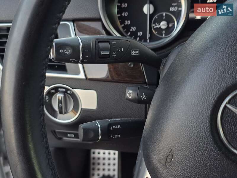 Позашляховик / Кросовер Mercedes-Benz GL-Class 2012 в Тернополі фото 47 Позашляховик / Кросовер Mercedes-Benz GL-Class 2012 в Тернополі