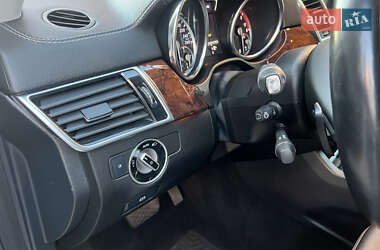 Внедорожник / Кроссовер Mercedes-Benz GL-Class 2012 в 