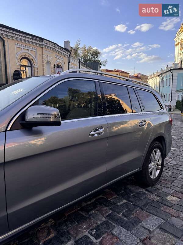 Позашляховик / Кросовер Mercedes-Benz GL-Class 2015 в Києві