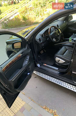 Внедорожник / Кроссовер Mercedes-Benz GL-Class 2007 в 