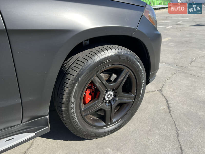 Внедорожник / Кроссовер Mercedes-Benz GL-Class 2015 в Киеве фото 16 Внедорожник / Кроссовер Mercedes-Benz GL-Class 2015 в Киеве