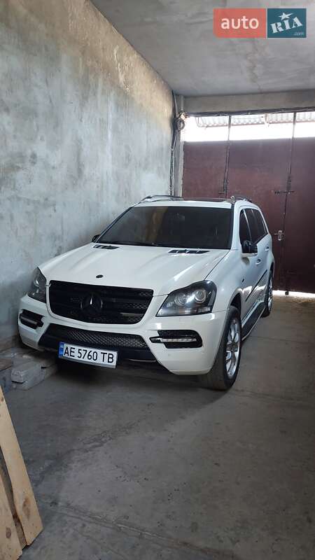 Mercedes-Benz GL-Class 2012