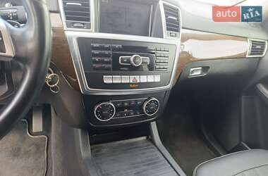 Позашляховик / Кросовер Mercedes-Benz GL-Class 2014 в 