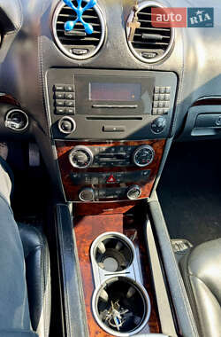 Внедорожник / Кроссовер Mercedes-Benz GL-Class 2006 в 