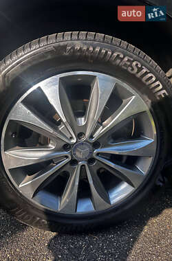 Позашляховик / Кросовер Mercedes-Benz GL-Class 2013 в 