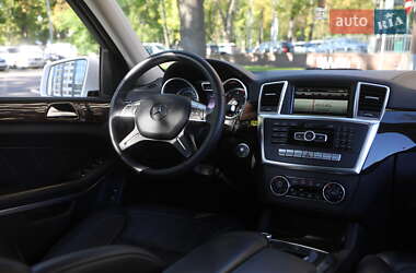 Позашляховик / Кросовер Mercedes-Benz GL-Class 2013 в 