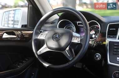 Позашляховик / Кросовер Mercedes-Benz GL-Class 2013 в 