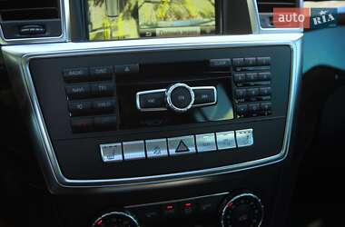 Позашляховик / Кросовер Mercedes-Benz GL-Class 2013 в 