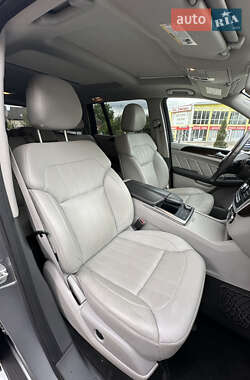 Позашляховик / Кросовер Mercedes-Benz GL-Class 2015 в 