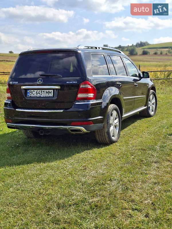 Позашляховик / Кросовер Mercedes-Benz GL-Class 2011 в Ременеві