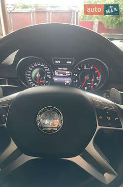Позашляховик / Кросовер Mercedes-Benz GL-Class 2013 в 