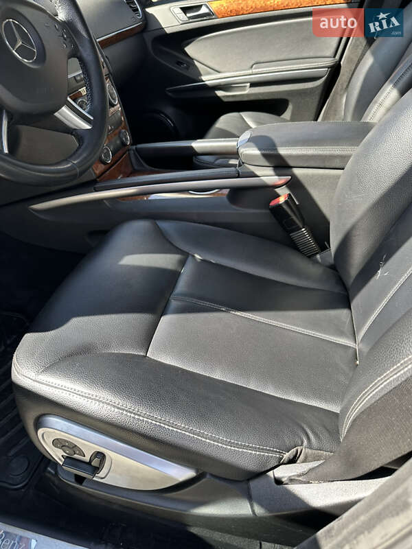 Внедорожник / Кроссовер Mercedes-Benz GL-Class 2008 в Киеве фото 9 Внедорожник / Кроссовер Mercedes-Benz GL-Class 2008 в Киеве