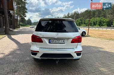 Позашляховик / Кросовер Mercedes-Benz GL-Class 2014 в 