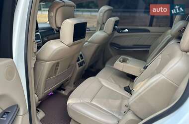 Позашляховик / Кросовер Mercedes-Benz GL-Class 2014 в 