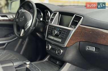 Позашляховик / Кросовер Mercedes-Benz GL-Class 2013 в 