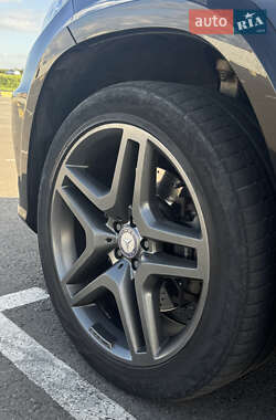 Позашляховик / Кросовер Mercedes-Benz GL-Class 2013 в 