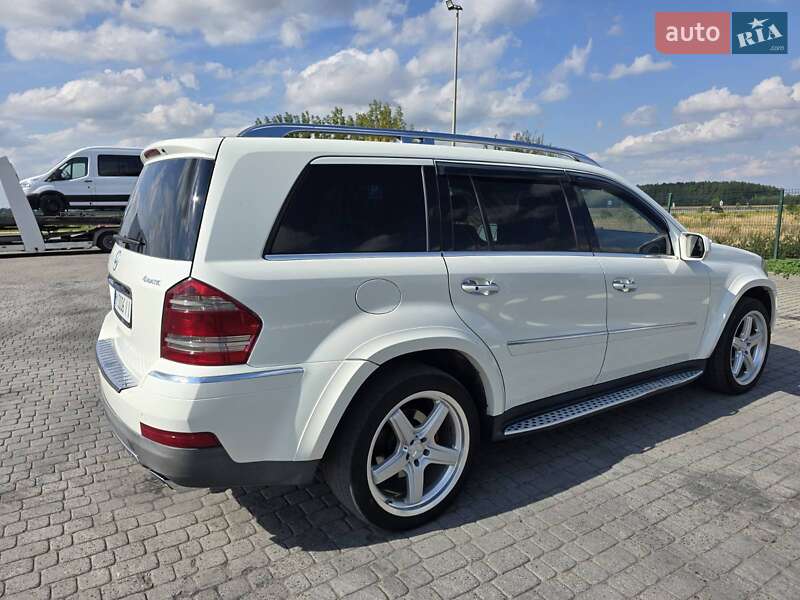 Позашляховик / Кросовер Mercedes-Benz GL-Class 2009 в Радивиліві