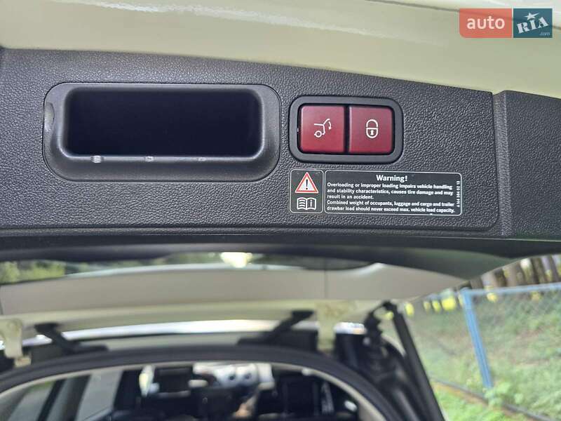 Позашляховик / Кросовер Mercedes-Benz GL-Class 2009 в Радивиліві