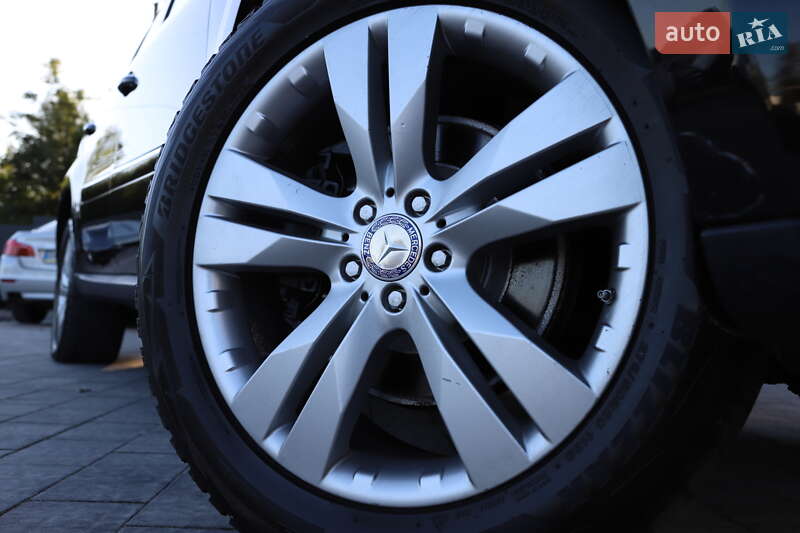 Позашляховик / Кросовер Mercedes-Benz GL-Class 2011 в Дрогобичі
