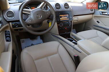 Внедорожник / Кроссовер Mercedes-Benz GL-Class 2011 в 