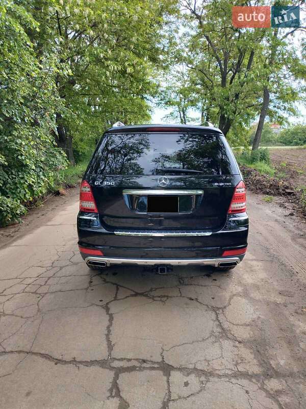 Внедорожник / Кроссовер Mercedes-Benz GL-Class 2011 в Полтаве фото 9 Внедорожник / Кроссовер Mercedes-Benz GL-Class 2011 в Полтаве
