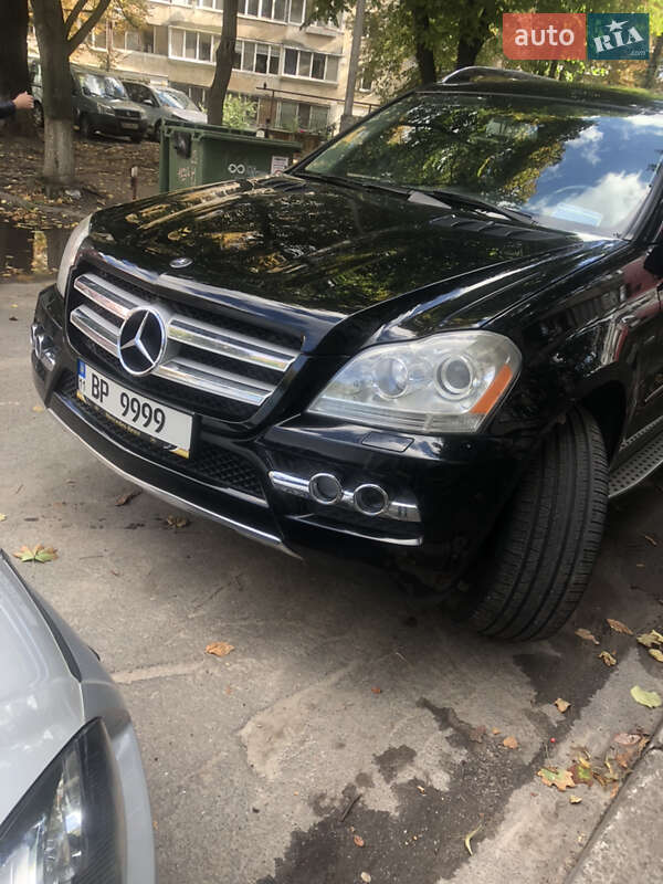 Позашляховик / Кросовер Mercedes-Benz GL-Class 2009 в 