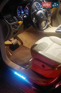 Внедорожник / Кроссовер Mercedes-Benz GL-Class 2015 в 