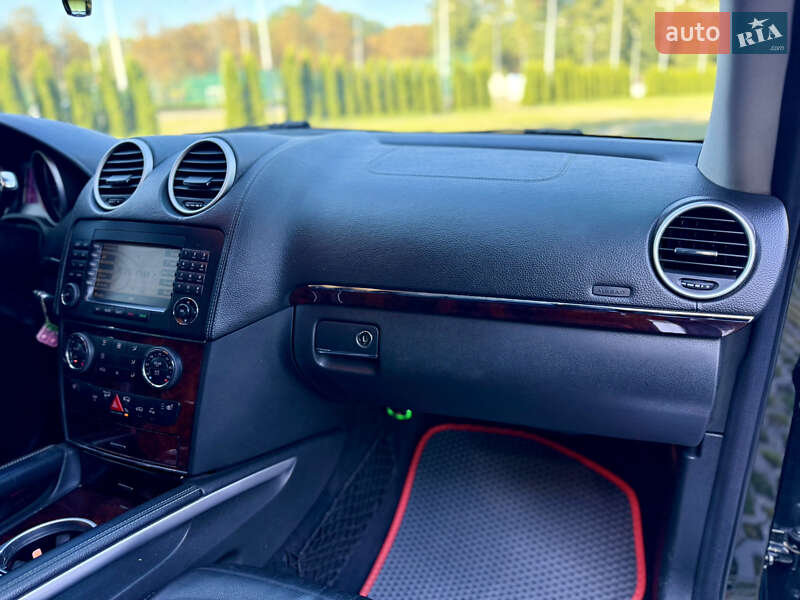 Внедорожник / Кроссовер Mercedes-Benz GL-Class 2007 в Харькове