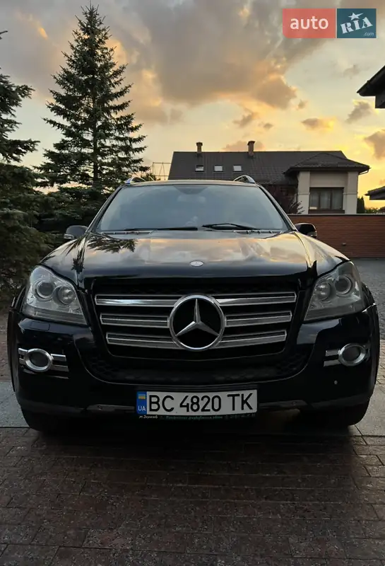Mercedes-Benz GL-Class