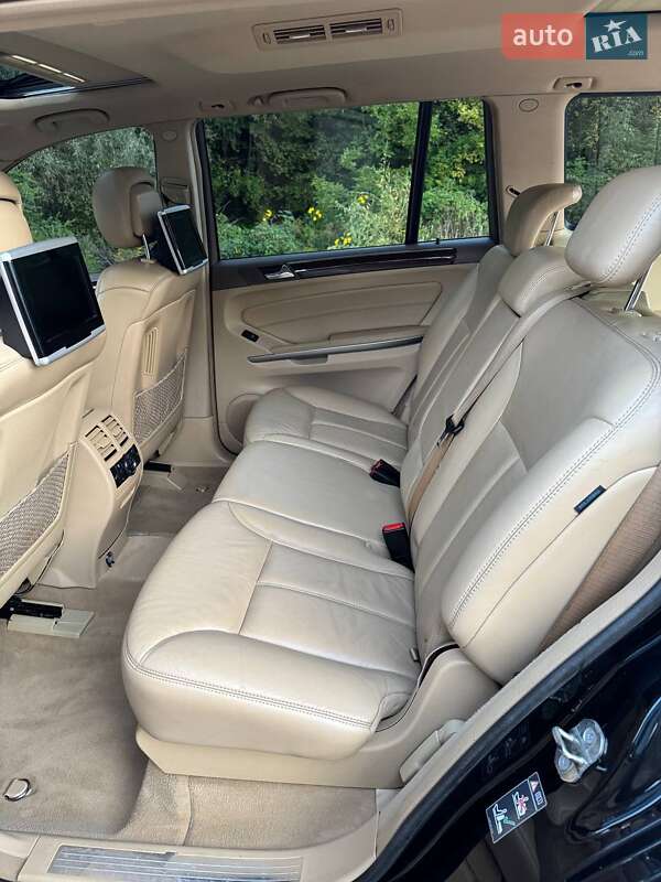 Внедорожник / Кроссовер Mercedes-Benz GL-Class 2009 в Киеве