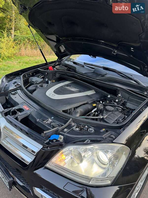 Внедорожник / Кроссовер Mercedes-Benz GL-Class 2009 в Киеве